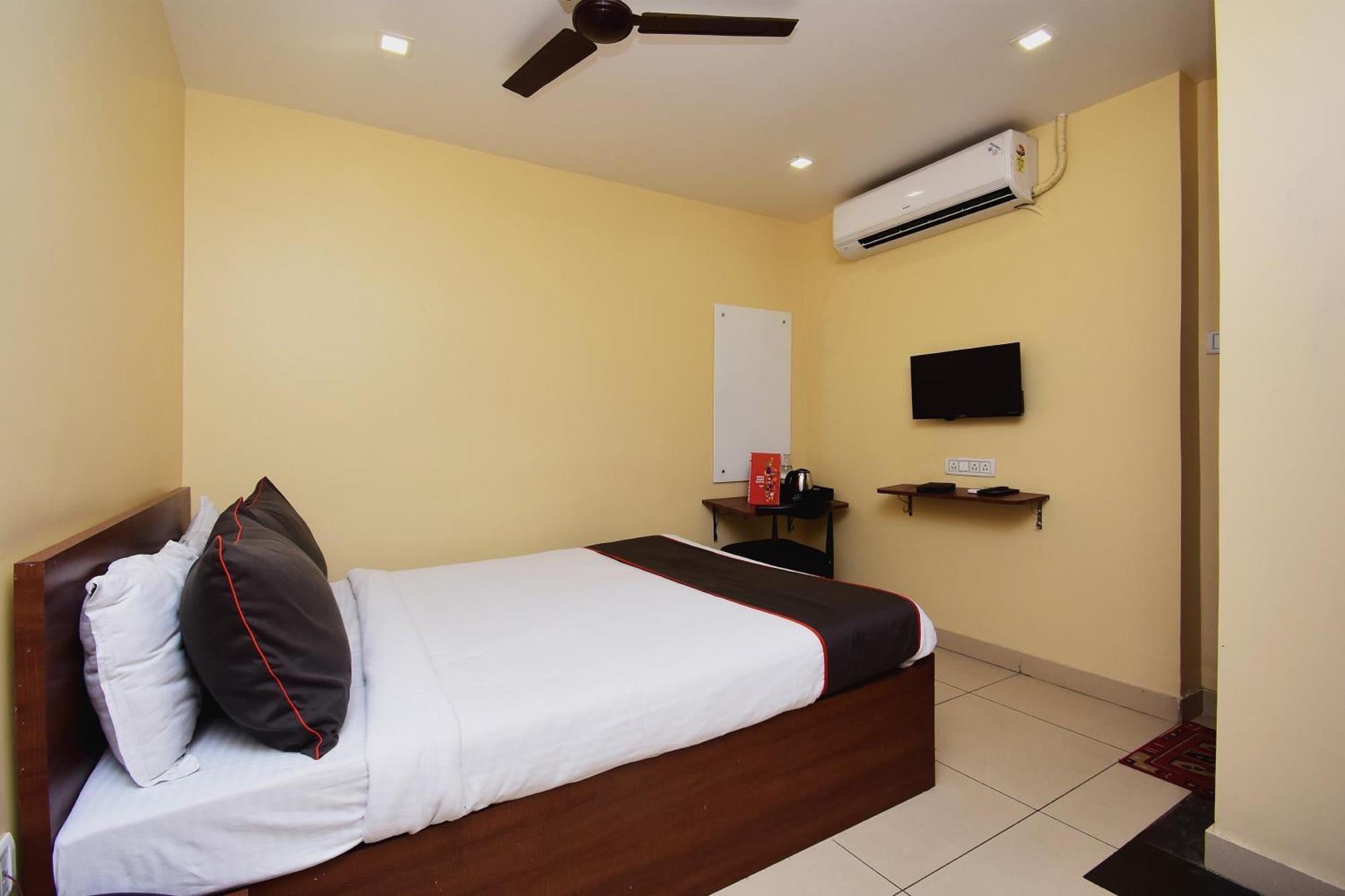 Super Collection O Gokul Residency Near Emami City Dumdum Opposite Raja Palace Hotel Dum Dum Buitenkant foto